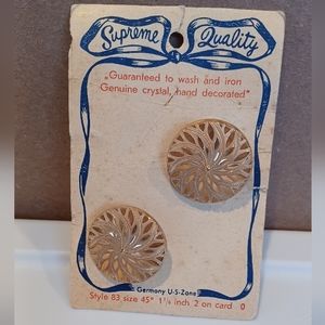 VINTAGE SUPREME QUALITY GOLDTONE GENUINE CRYSTAL HAND DECORATED BUTTONS ON CARD